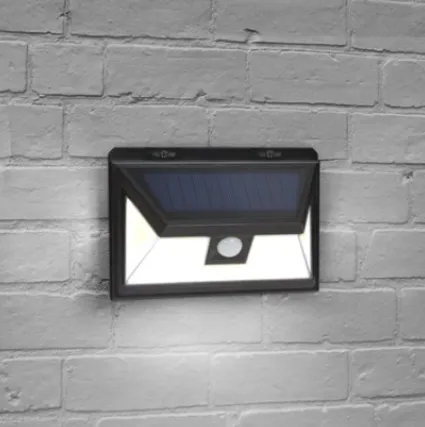 Mozgásérzékelős szolár reflektor - fali - 136 LED 55286